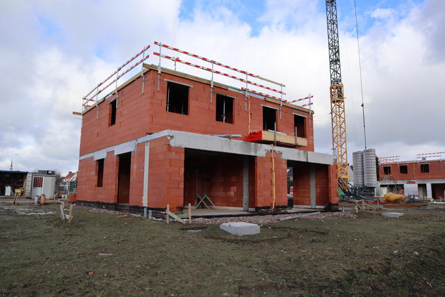 18059 Bouwen van 21 woningen te Pittem