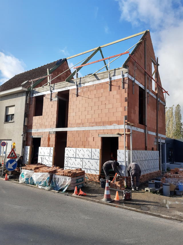 bouwen van een dansschool met woning